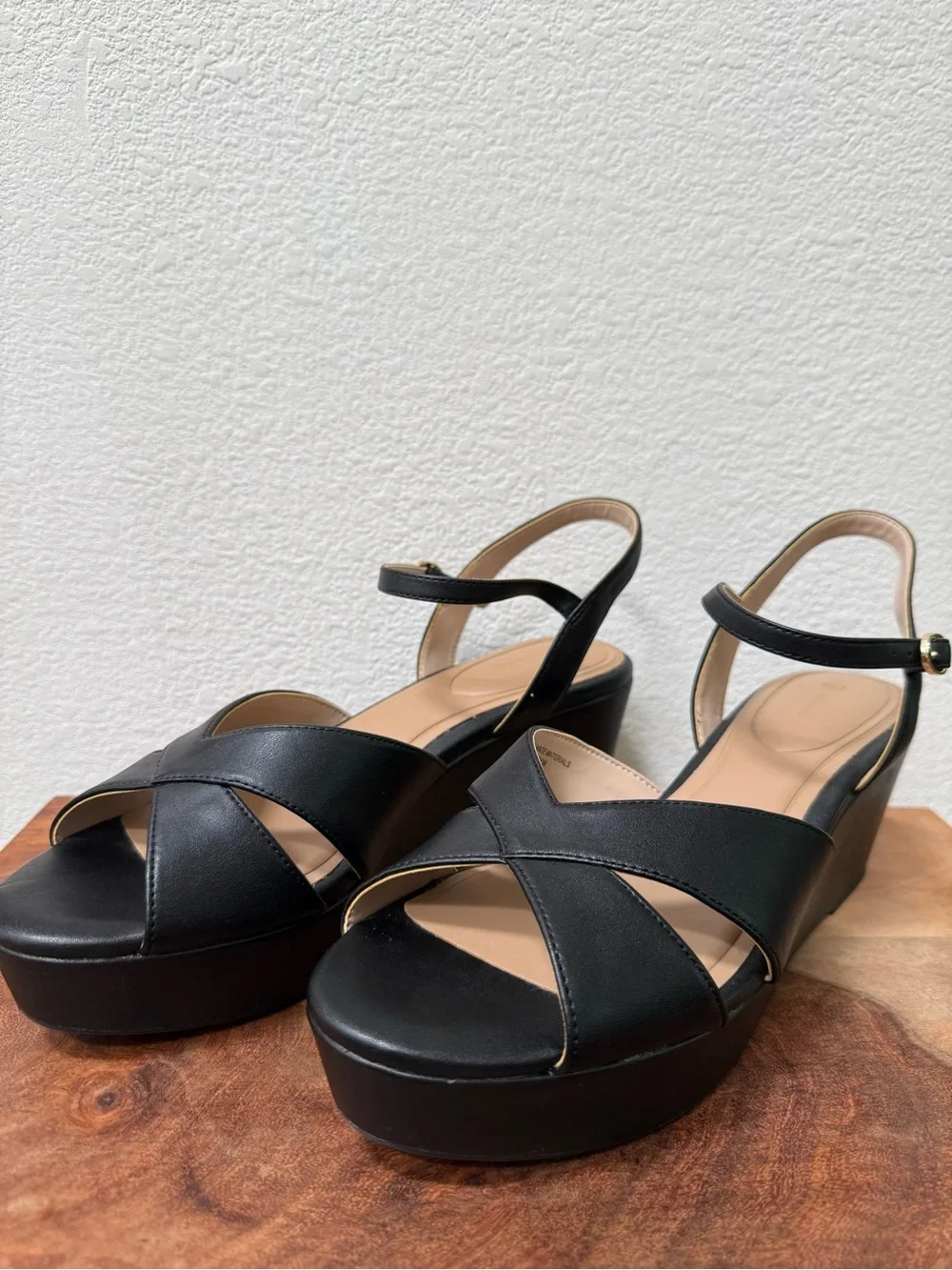 Giani Bernini stylish black